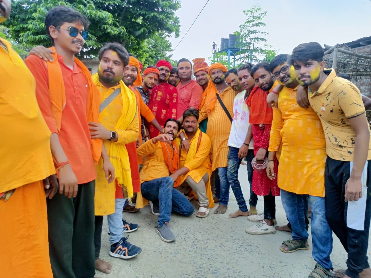 नव युवा संघ के सदस्य